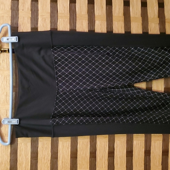 NWT!  Chico's leggings - Picture 1 of 9